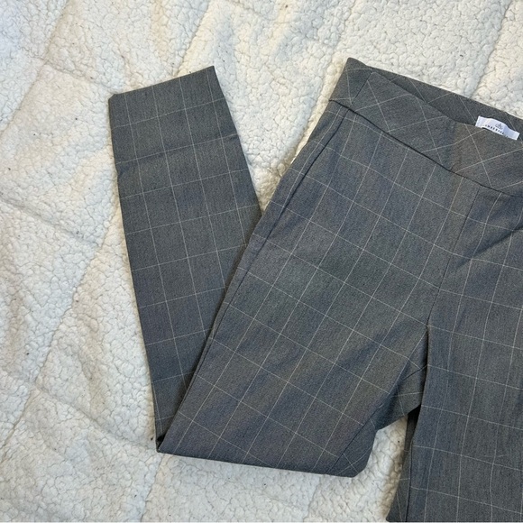 RW&CO. Camber & Grace Gray Plaid Dress Pants - Picture 2 of 12